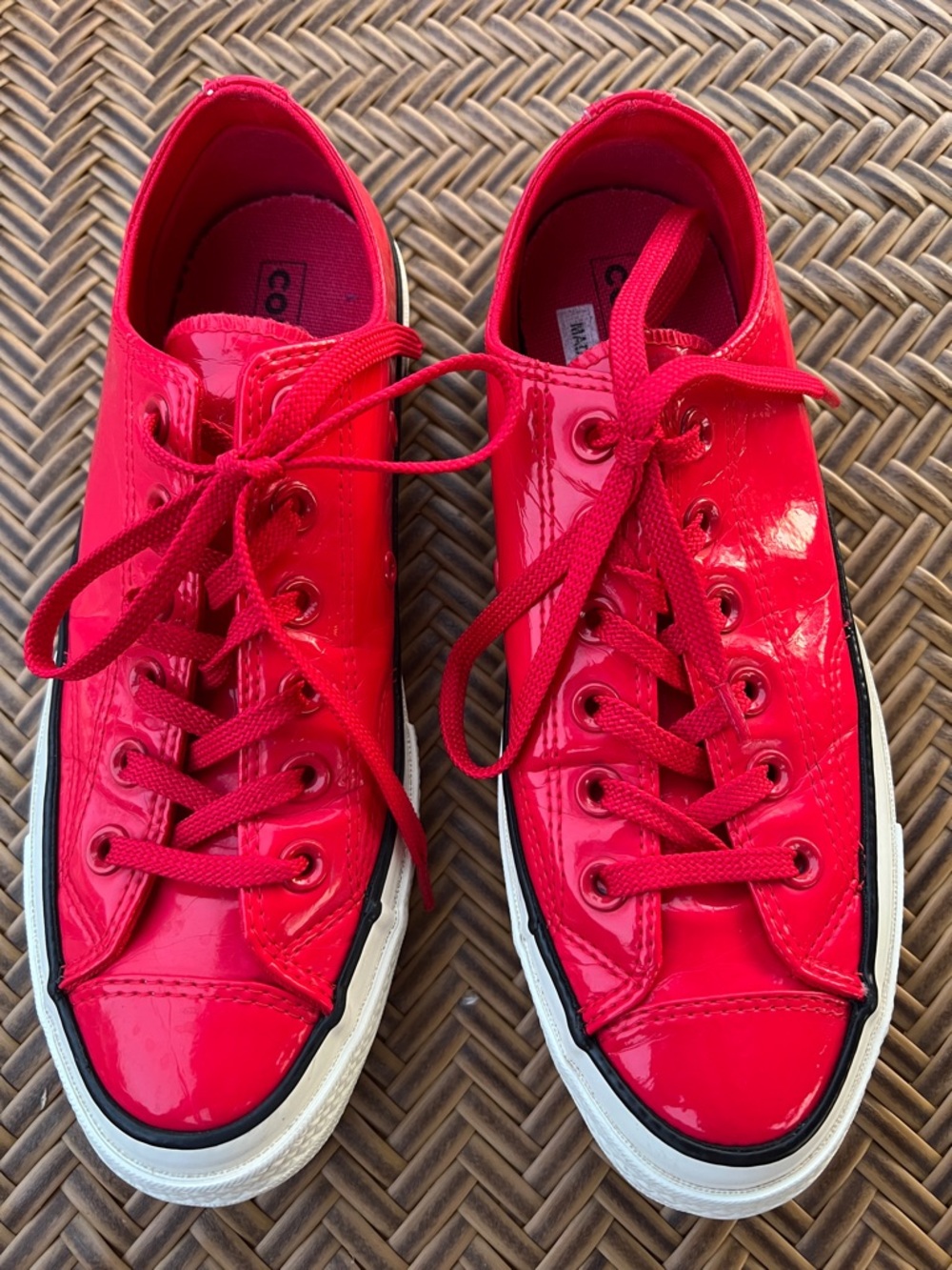 Converse Mens Chuck Taylor OX Glossy Red Patent 162442C  Sneakers Size 5.5